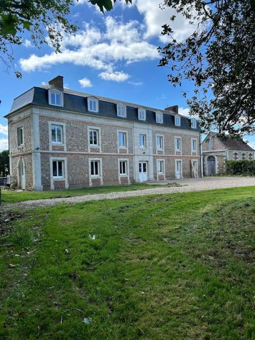 Gite Au Haras La Belle Emanville Екстериор снимка